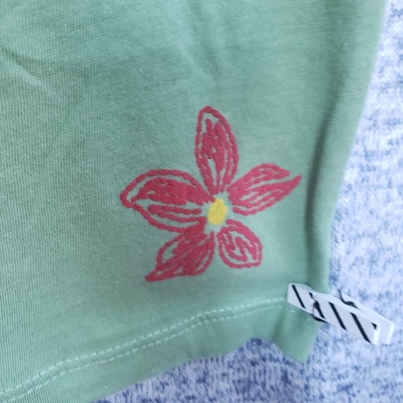 Roxy Green V Neck Tee Shirt Embroidered Large - Picture 5 of 6